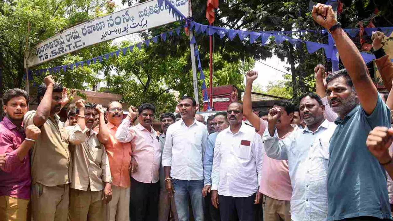 Telangana RTC driver dies after self-immolation amid employee strike in Warangal