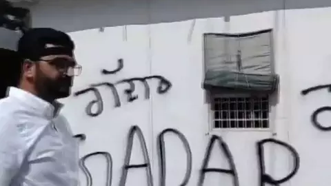 AAP protest, Harbhajan Singh