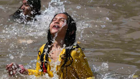 IMD issues advisories as heatwaves scorch north India, Kerala records high UV radiation