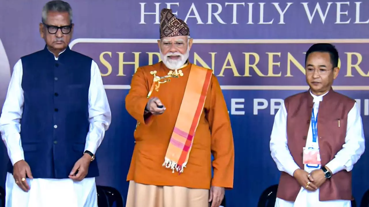 Om Prakash Mathur, PM Modi, Prem Singh Tamang
