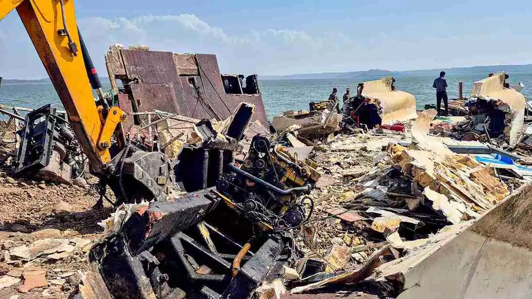 Bargi dam boat tragedy: Toll rises to 10 as child’s body found, 3 still missing