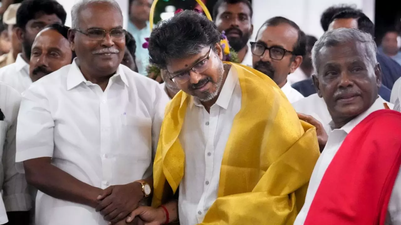 LIVE | No numbers? No clarity on Vijays swearing-in yet