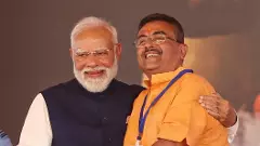 Prime Minister Narendra Modi with West Bengal Chief Minister Suvendu Adhikari
