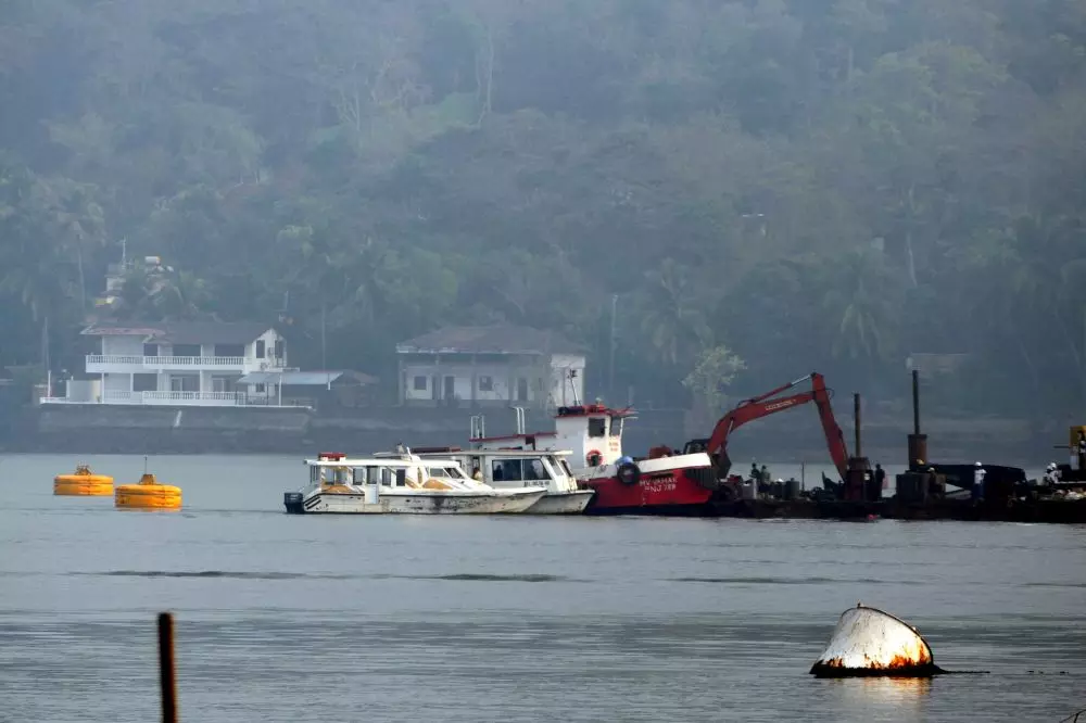 Mooring work for the new casino vessel at Verem Bay in April. Work has now stopped. Photo: Chryselle D’Silva Dias
