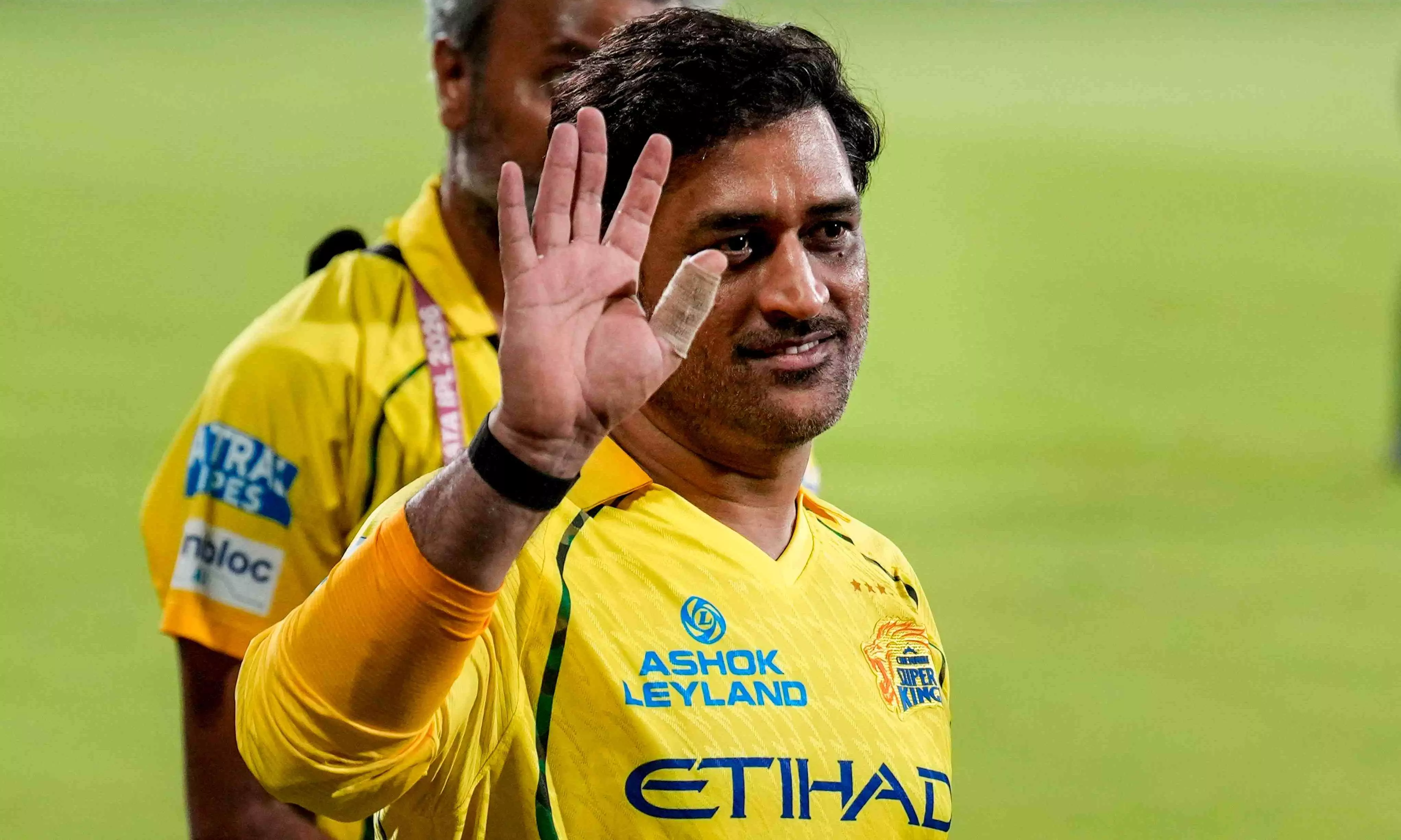 Former CSK player Ashwin urges patience as team navigates life after Dhoni Former CSK player Ashwin urges patience as team navigates life after Dhoni