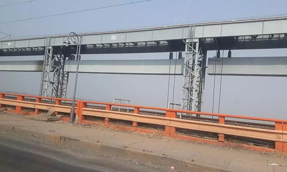 highway on Farakka barrage in West Bengal highway on Farakka barrage in West Bengal