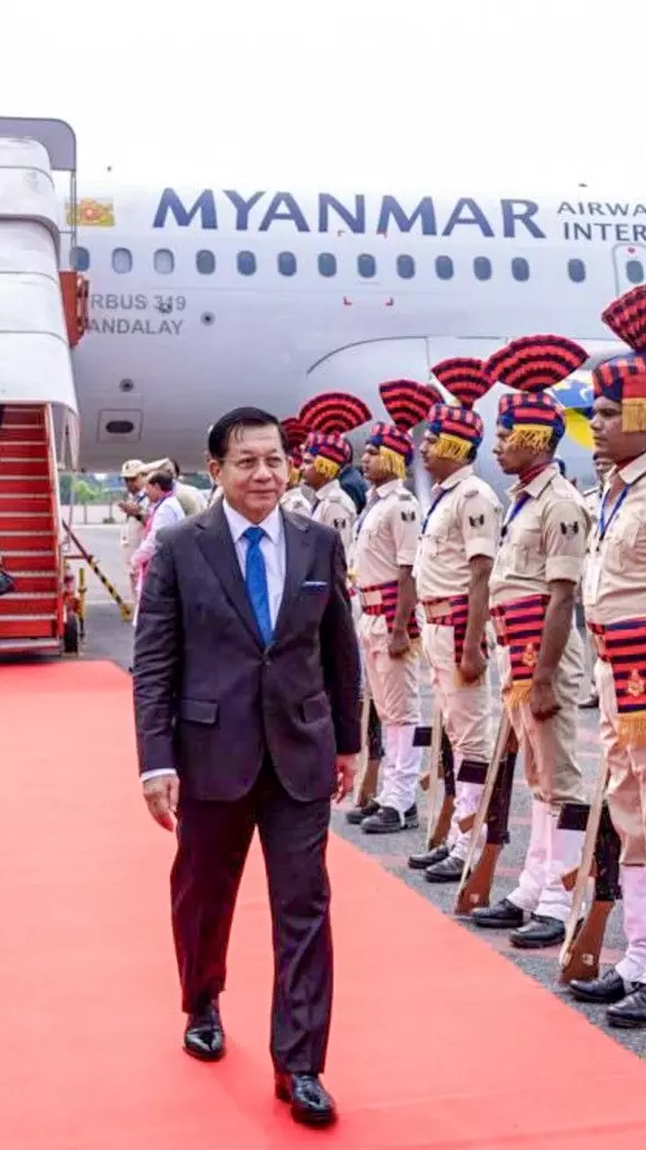 Myanmar President U Min Aung Hlaing visits India