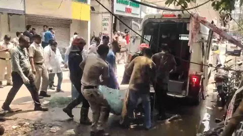 Delhis Malviya Nagar hotel fire leaves 21 dead; most victims foreign nationals Delhis Malviya Nagar hotel fire leaves 21 dead; most victims foreign nationals