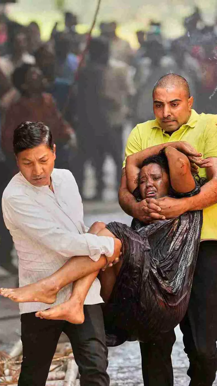 Delhi hotel fire