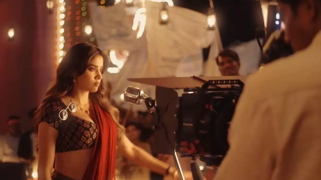 Jahnvi Kapoor and the gaze of Peddis camera