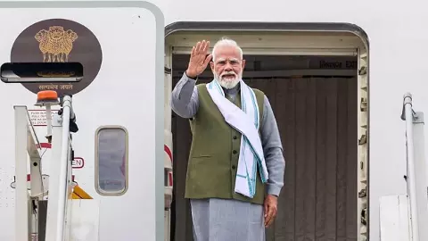 PM Modi leaves for visit to France and Slovakia