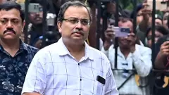 TMC MLA Kunal Ghosh egged outside Mamatas Kalighat home in Kolkata TMC MLA Kunal Ghosh egged outside Mamatas Kalighat home in Kolkata