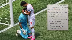 Iran football team leaves heartfelt note in LA stadium locker roon