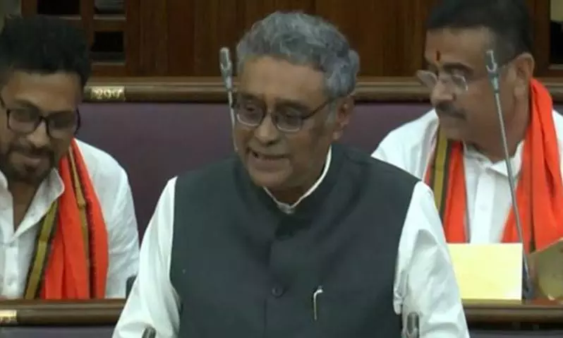 West Bengal Finance Minister Swapan Dasgupta presenting state budget West Bengal Finance Minister Swapan Dasgupta presenting state budget