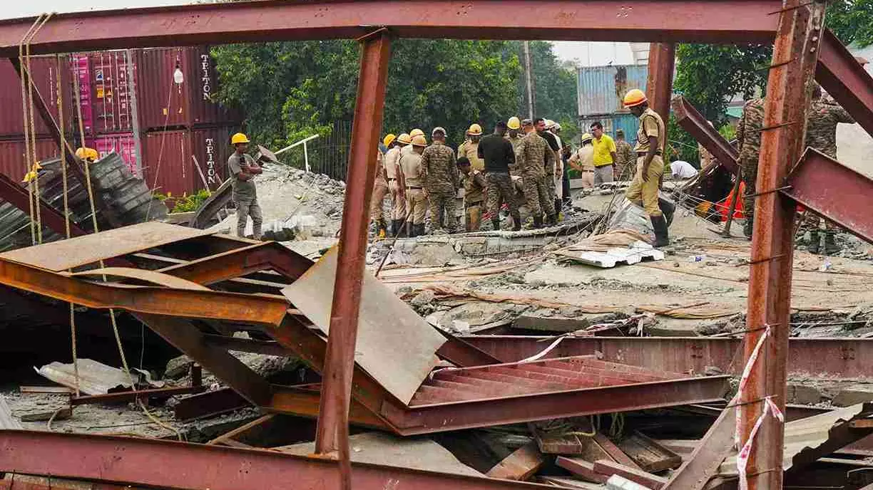 Kolkata warehouse collapse: Death toll rises to 5; 3 held; TMC-era projects halted