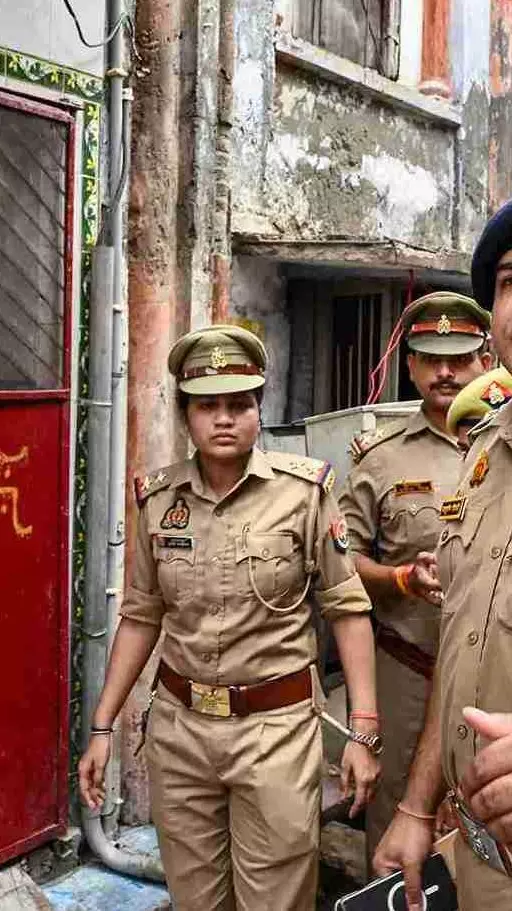 Ayodhya ram temple donation theft Ayodhya ram temple donation theft