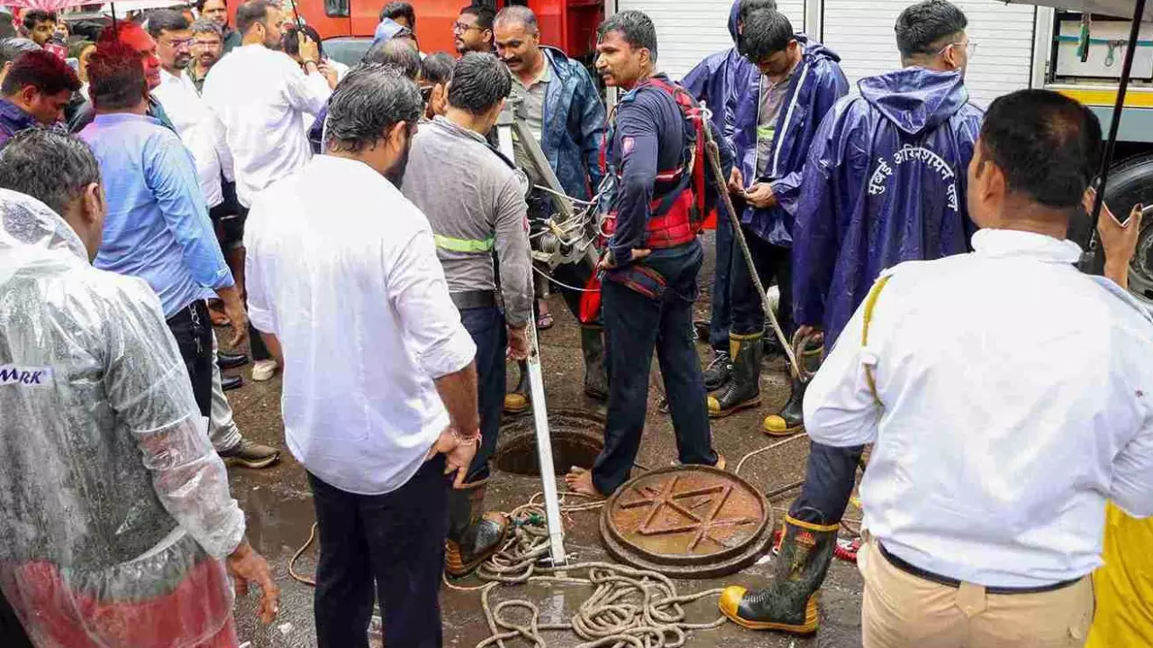 Second monsoon death exposes Mumbai’s civic negligence; it’s an open manhole this time