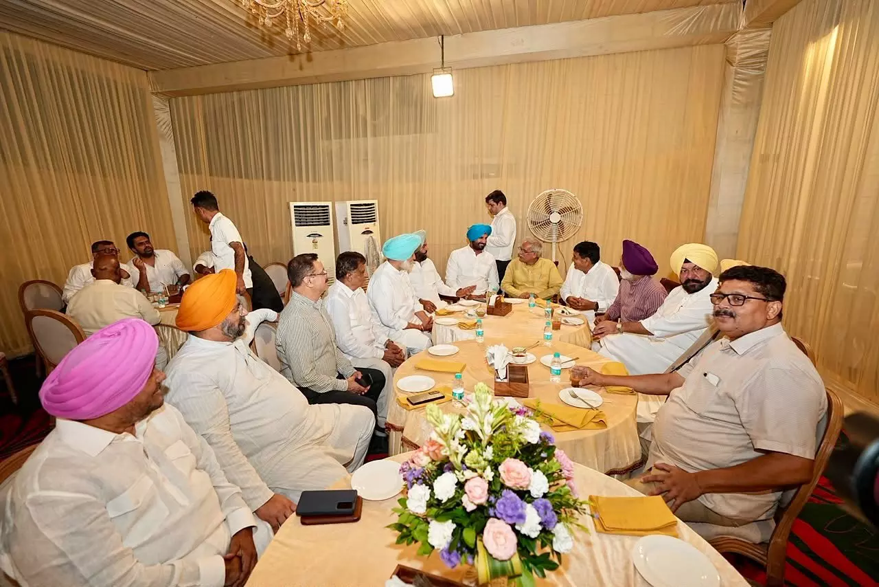 Bhupesh Baghlel with Punjab Congress leaders Bhupesh Baghlel with Punjab Congress leaders