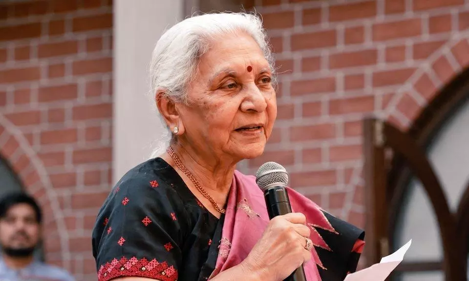 Women should become ‘expert mothers’ before becoming IAS officers: Anandiben Patel Women should become ‘expert mothers’ before becoming IAS officers: Anandiben Patel