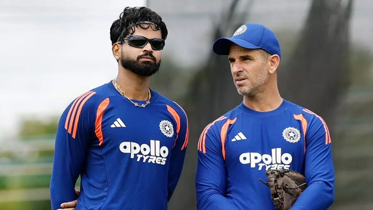 Shreyas Iyer, Ryan ten Doeschate