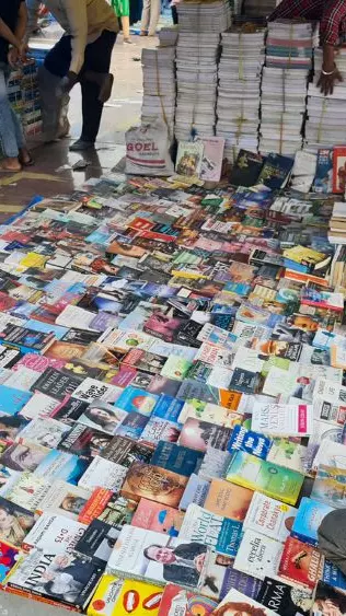 Why Kanupriya Dhingra’s The Sunday Book Bazaar is a bibliophiles ode to this iconic Delhi market Why Kanupriya Dhingra’s The Sunday Book Bazaar is a bibliophiles ode to this iconic Delhi market
