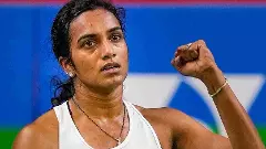 Sindhu stuns Yamaguchi to clinch maiden Japan Open crown Sindhu stuns Yamaguchi to clinch maiden Japan Open crown