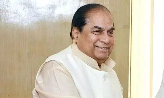 D.Y. Patil D.Y. Patil