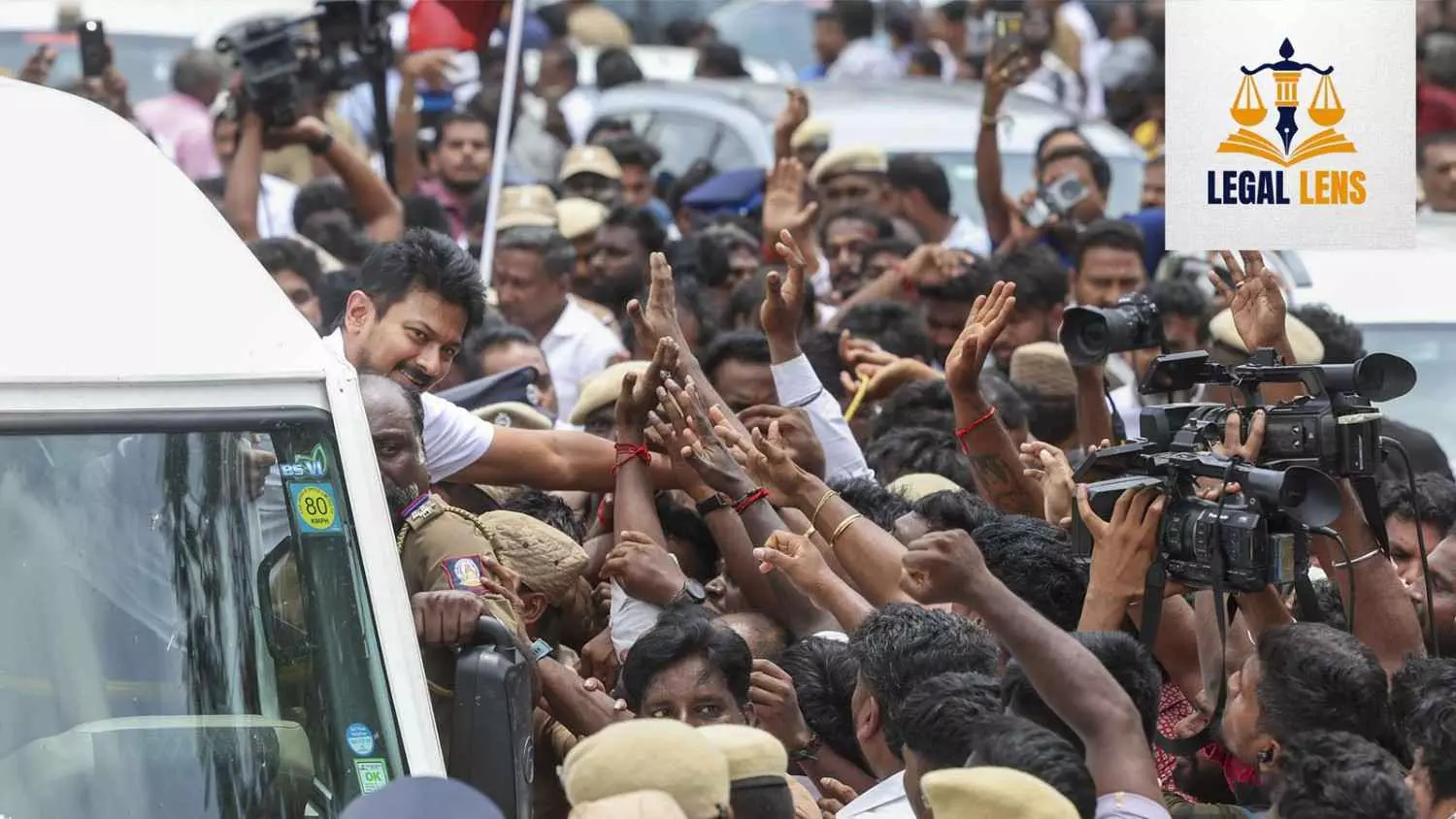 Udhayanidhi Stalin being arrested Udhayanidhi Stalin being arrested