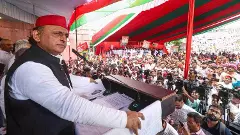 Akhilesh Yadav addressing party gathering in Lucknow