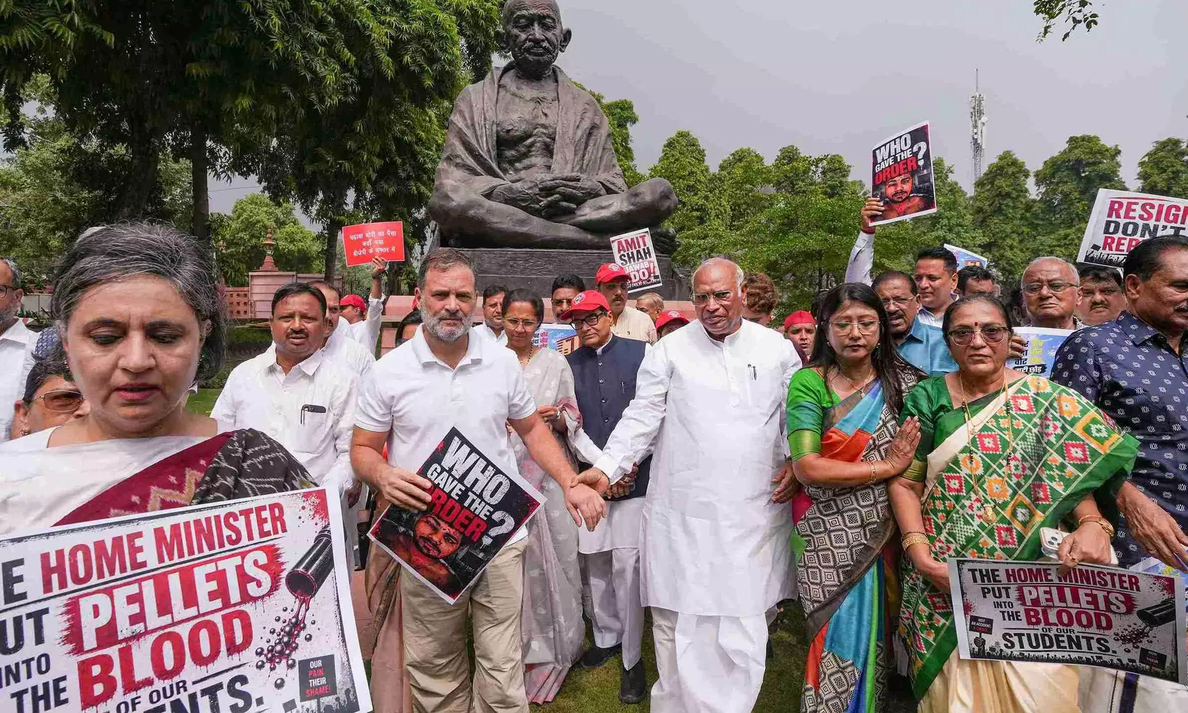 Lok Sabha protest Rahul Gandhi Lok Sabha protest Rahul Gandhi