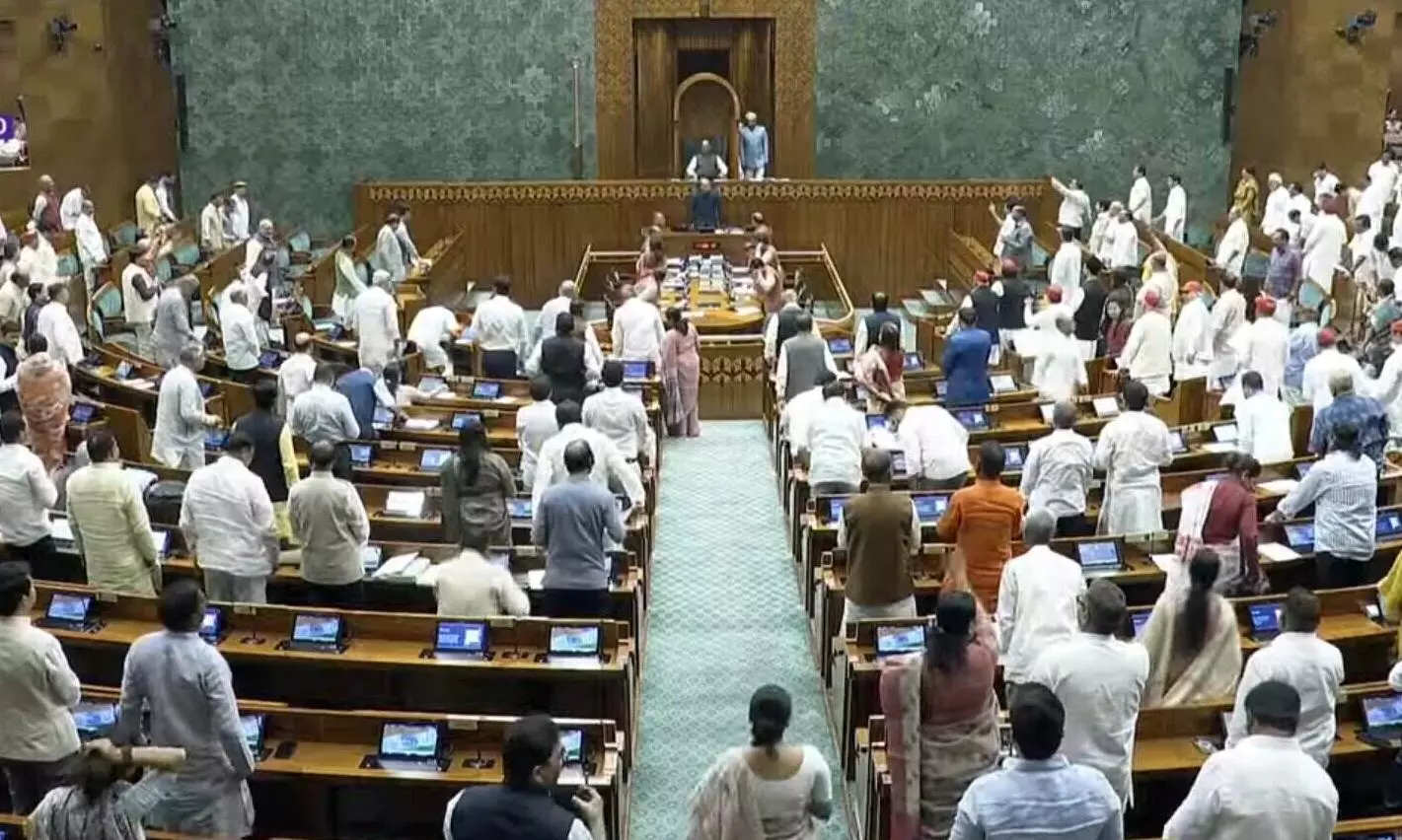 Ruckus in Lok Sabha Ruckus in Lok Sabha