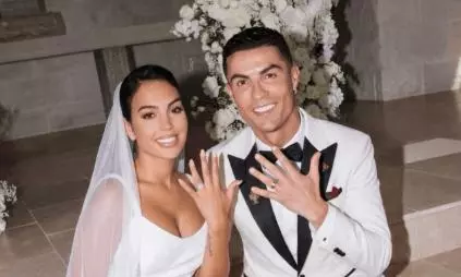 Cristiano Ronaldo marries Georgina Rodriguez after 10 years together Cristiano Ronaldo marries Georgina Rodriguez after 10 years together