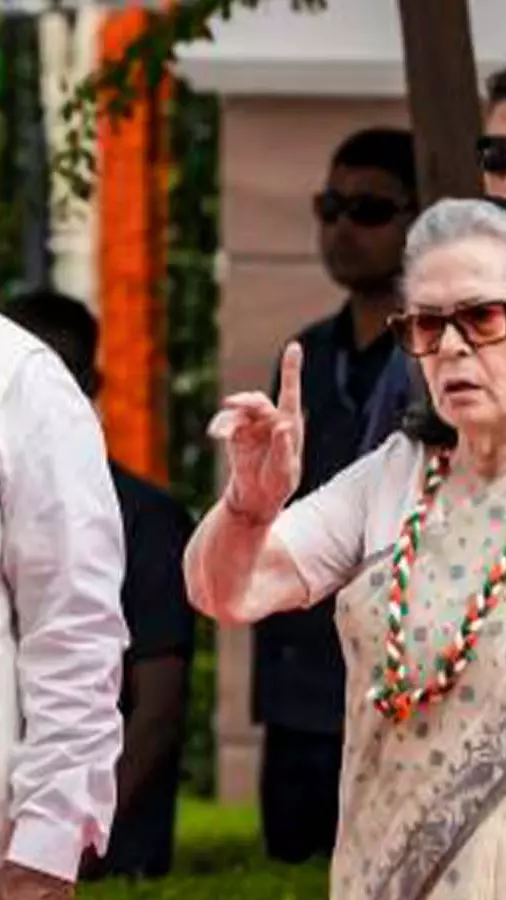 Sonia Gandhi vande mataram row Sonia Gandhi vande mataram row