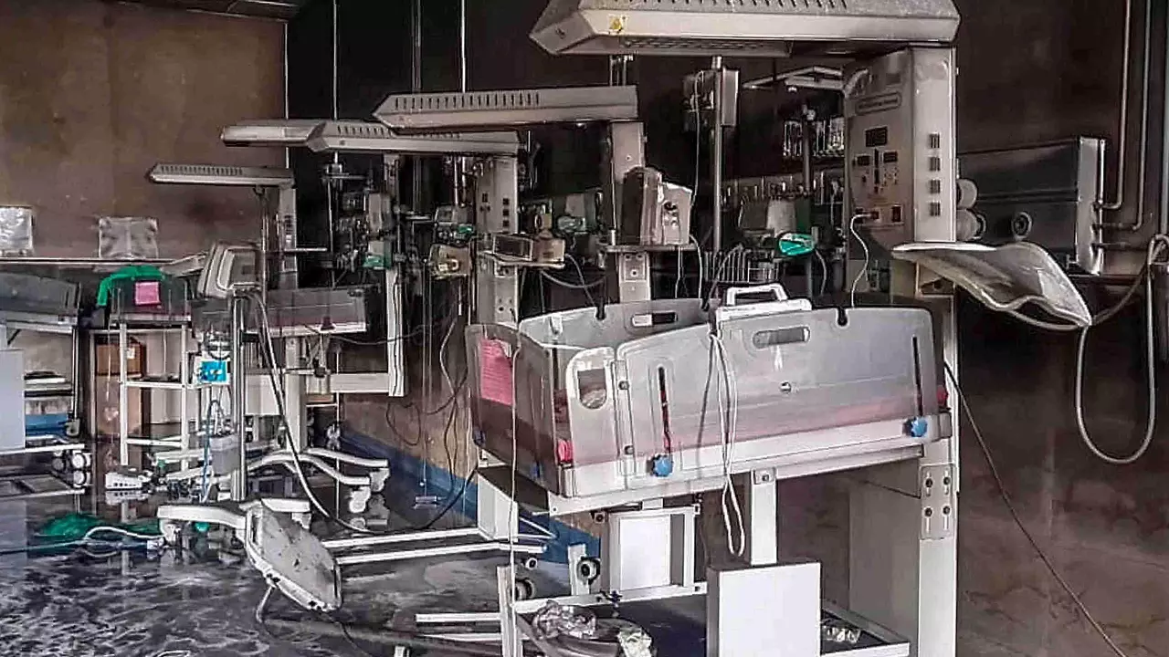 Amravati hospital NICU fire