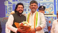 Karnataka Minister B Nagendra (Left) with CM DK Shivakumar