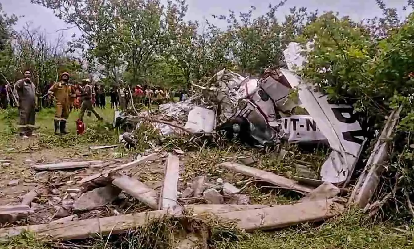 Pilot, instructor killed as training aircraft crashes along Ganga in Kanpur Pilot, instructor killed as training aircraft crashes along Ganga in Kanpur