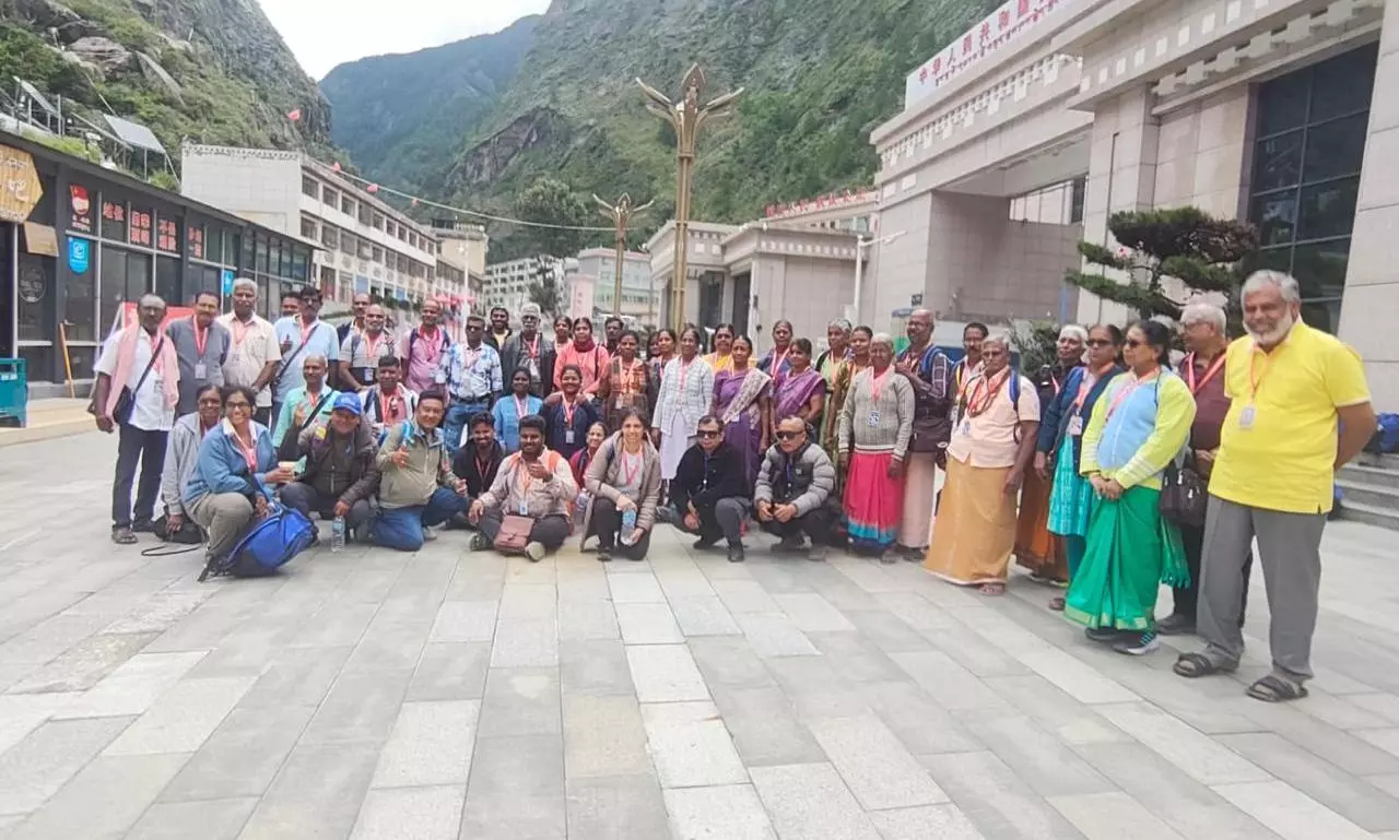 Tourist group from Kumbakonam, Tamil Nadu who went to Nepal Tourist group from Kumbakonam, Tamil Nadu who went to Nepal