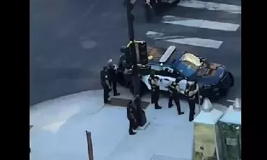 3 including attacker dead after shooting in Minneapolis building 3 including attacker dead after shooting in Minneapolis building