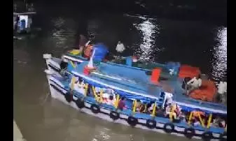 38 people rescued after ferry breaks down off Gateway of India in Mumbai 38 people rescued after ferry breaks down off Gateway of India in Mumbai