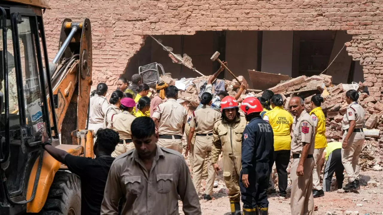 Delhi building collapse
