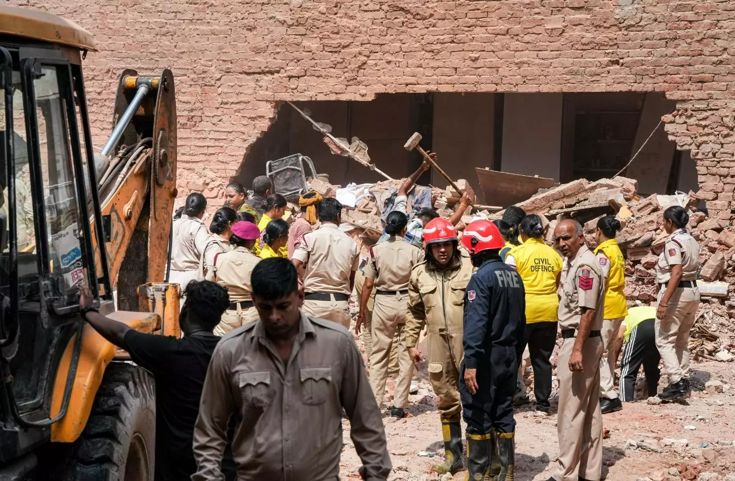 Delhi building collapse Delhi building collapse