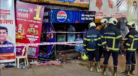 Two dead, four injured after electrocution near Ganesh pandal in Mumbai Two dead, four injured after electrocution near Ganesh pandal in Mumbai