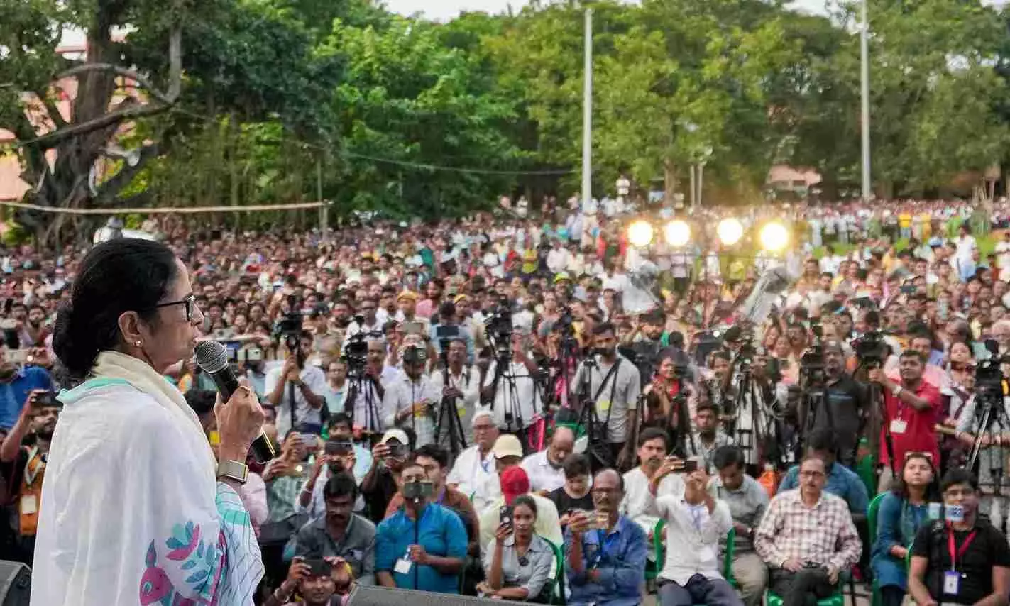 Amid EC row, Mamata says INDIA bloc meeting likely in Delhi on Sep 30 Amid EC row, Mamata says INDIA bloc meeting likely in Delhi on Sep 30