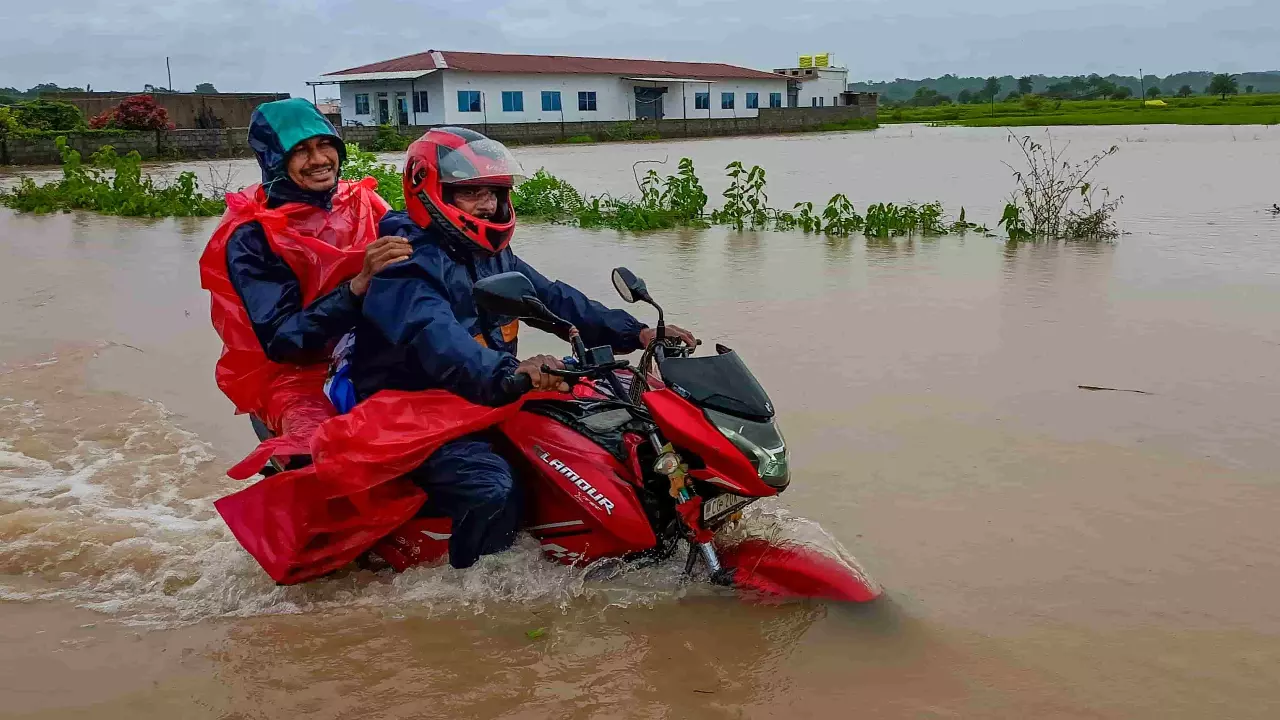 NH 30 flooded after heavy rains in Chhattisgarh