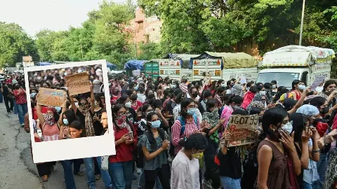 Women students protest for safer streets