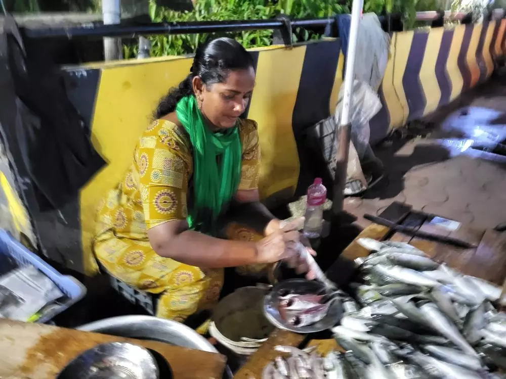 Vimala Denilson, 37, stepped into the trade three years ago after her mother, who had sold fish for years, became unwell. But fewer women have been coming into the trade in recent years, says the younger generation. Photo: Rajeev Ramachandran