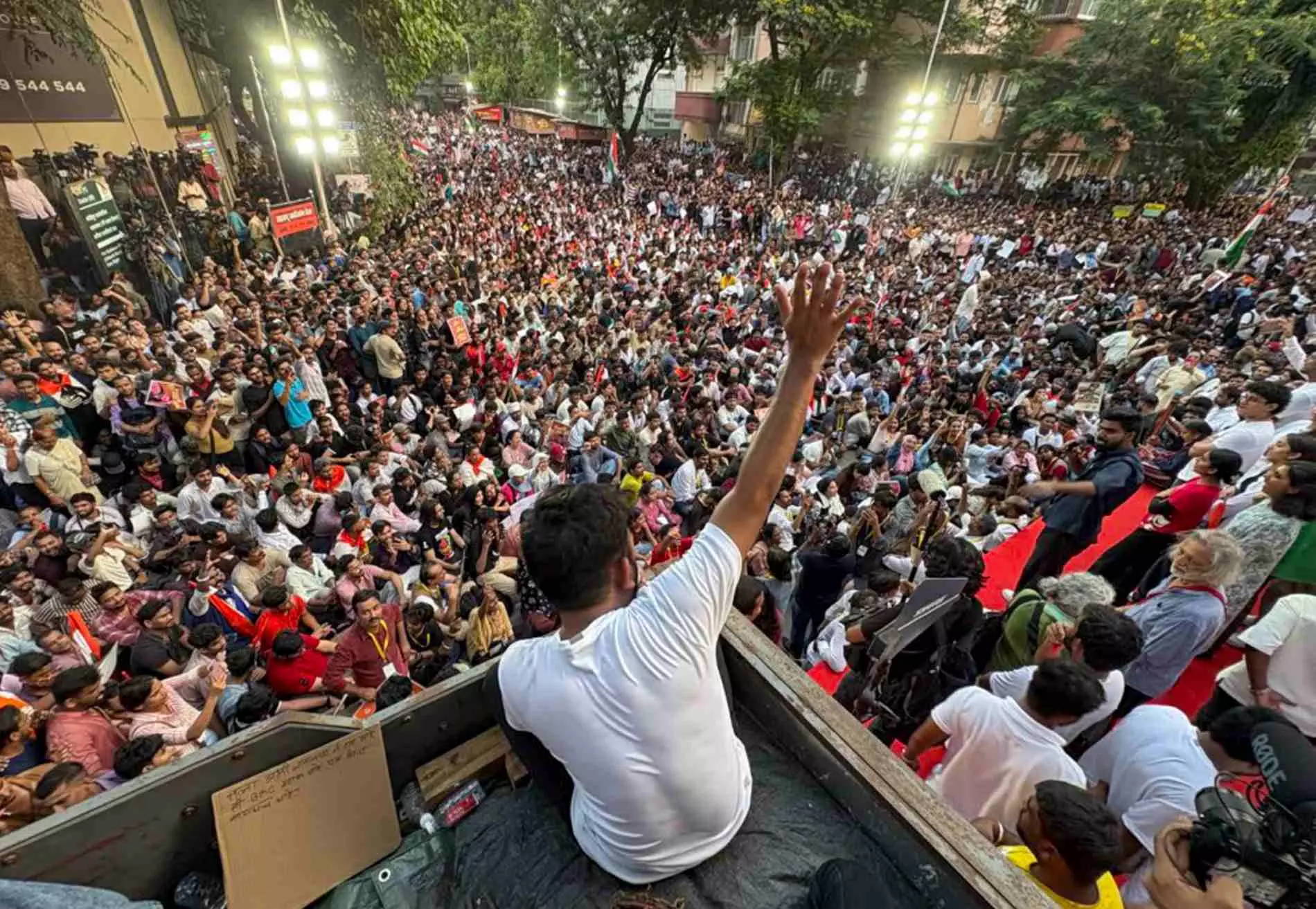 Huge protests in Delhi, Mumbai demanding CECs ouster; nearly 700 detained in Capital Huge protests in Delhi, Mumbai demanding CECs ouster; nearly 700 detained in Capital