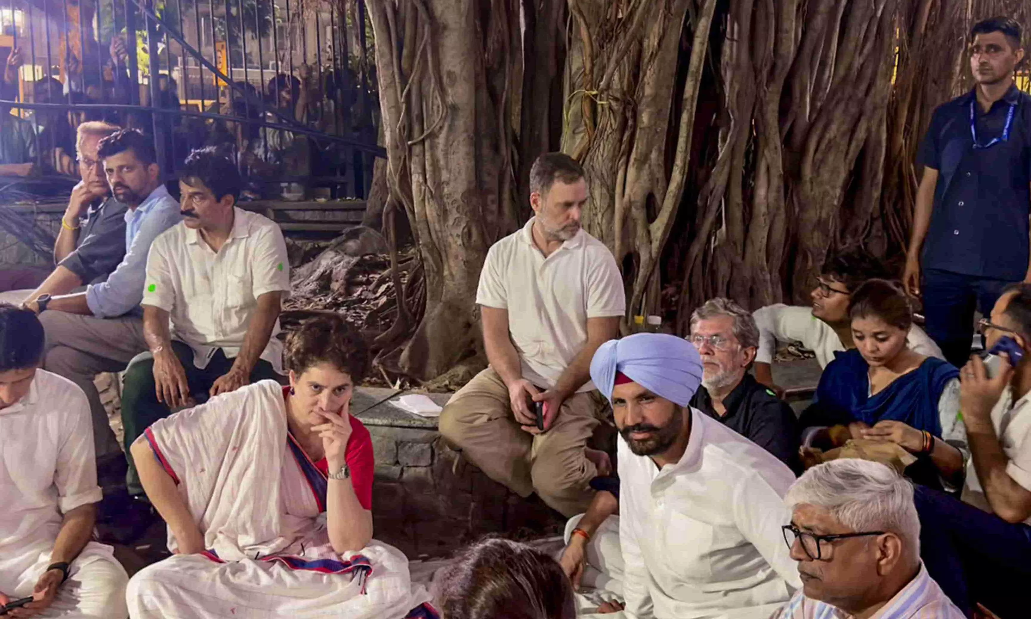 Rahul Gandhi sit-in protest Rahul Gandhi sit-in protest