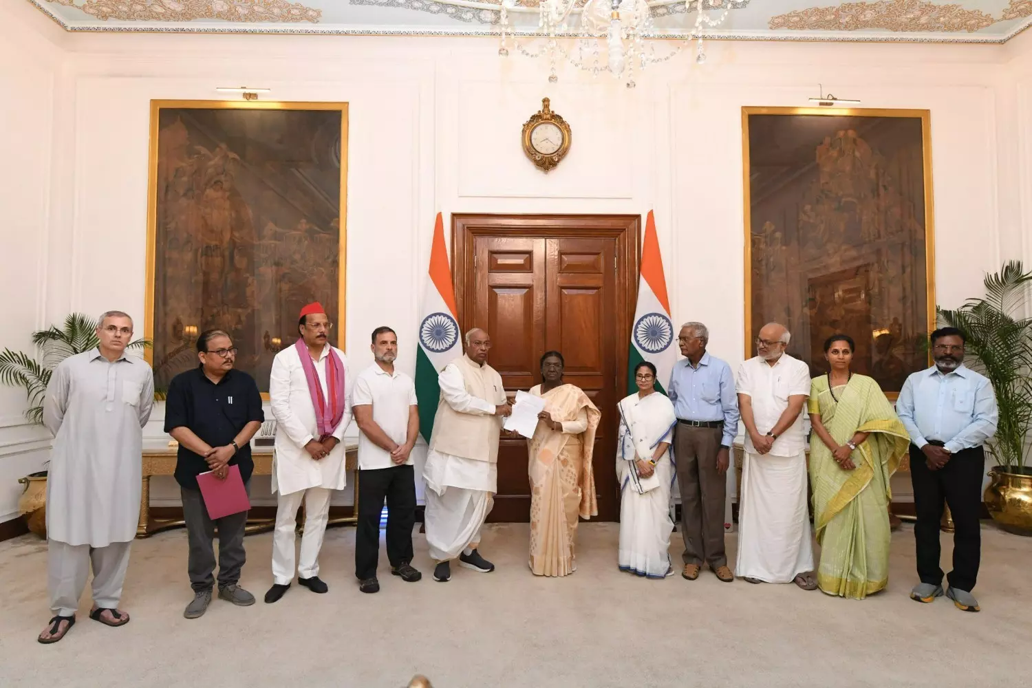 INDIA bloc, President Murmu INDIA bloc, President Murmu