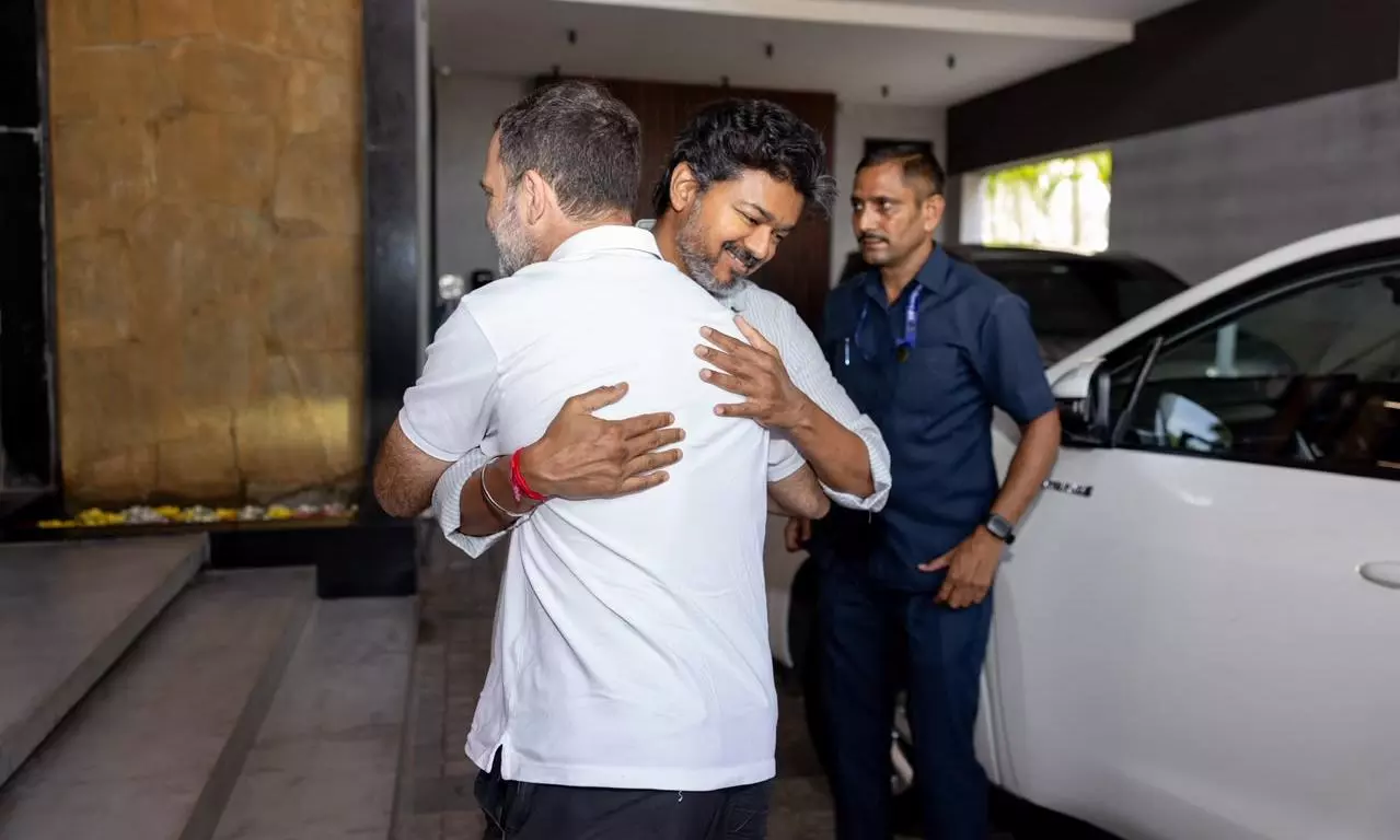 Rahul Gandhi meet VIjay in Chennai Rahul Gandhi meet VIjay in Chennai